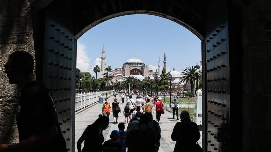 İstanbul'a üç ayda 3,7 milyon turist! İlk sırada hangi ülke var? - Resim: 30